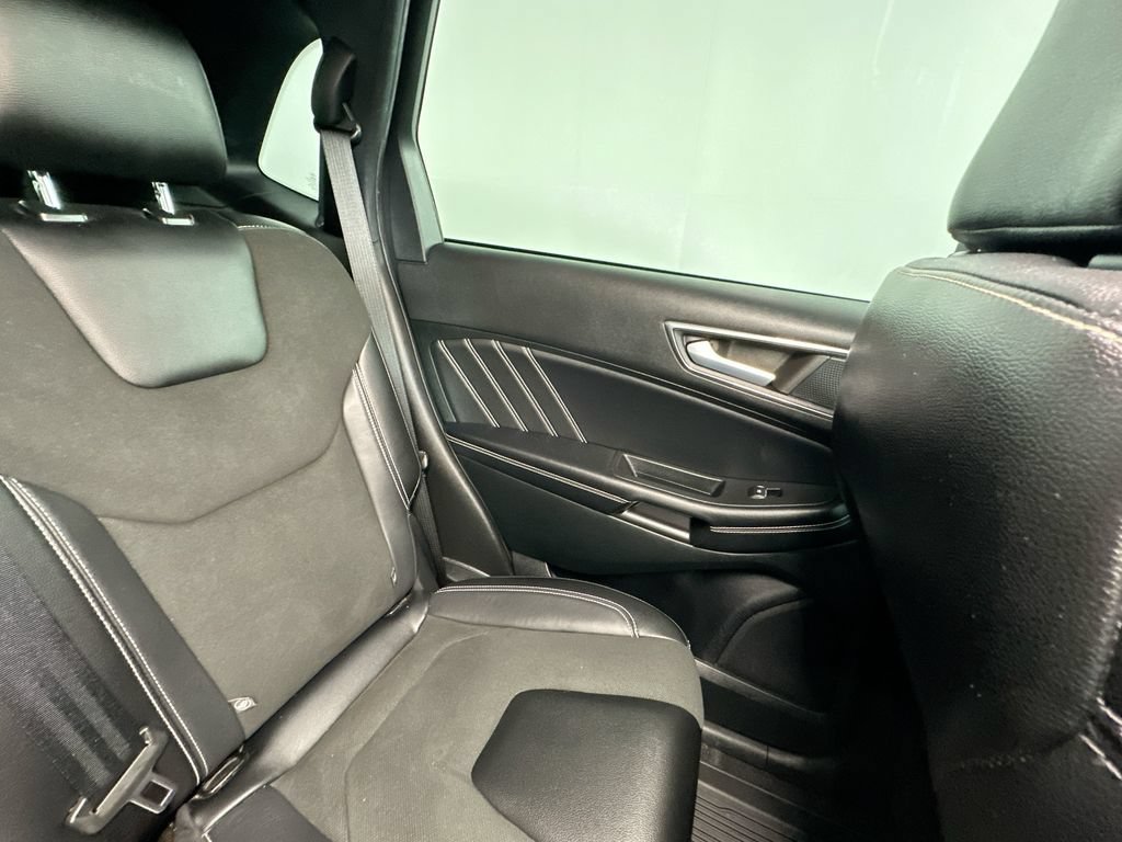 Used 2023 Ford Edge ST w/ Cargo Accessory Package AWD/4WD image 14