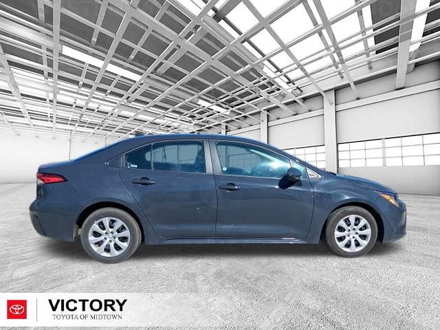 Certified 2025 Toyota Corolla LE video 2
