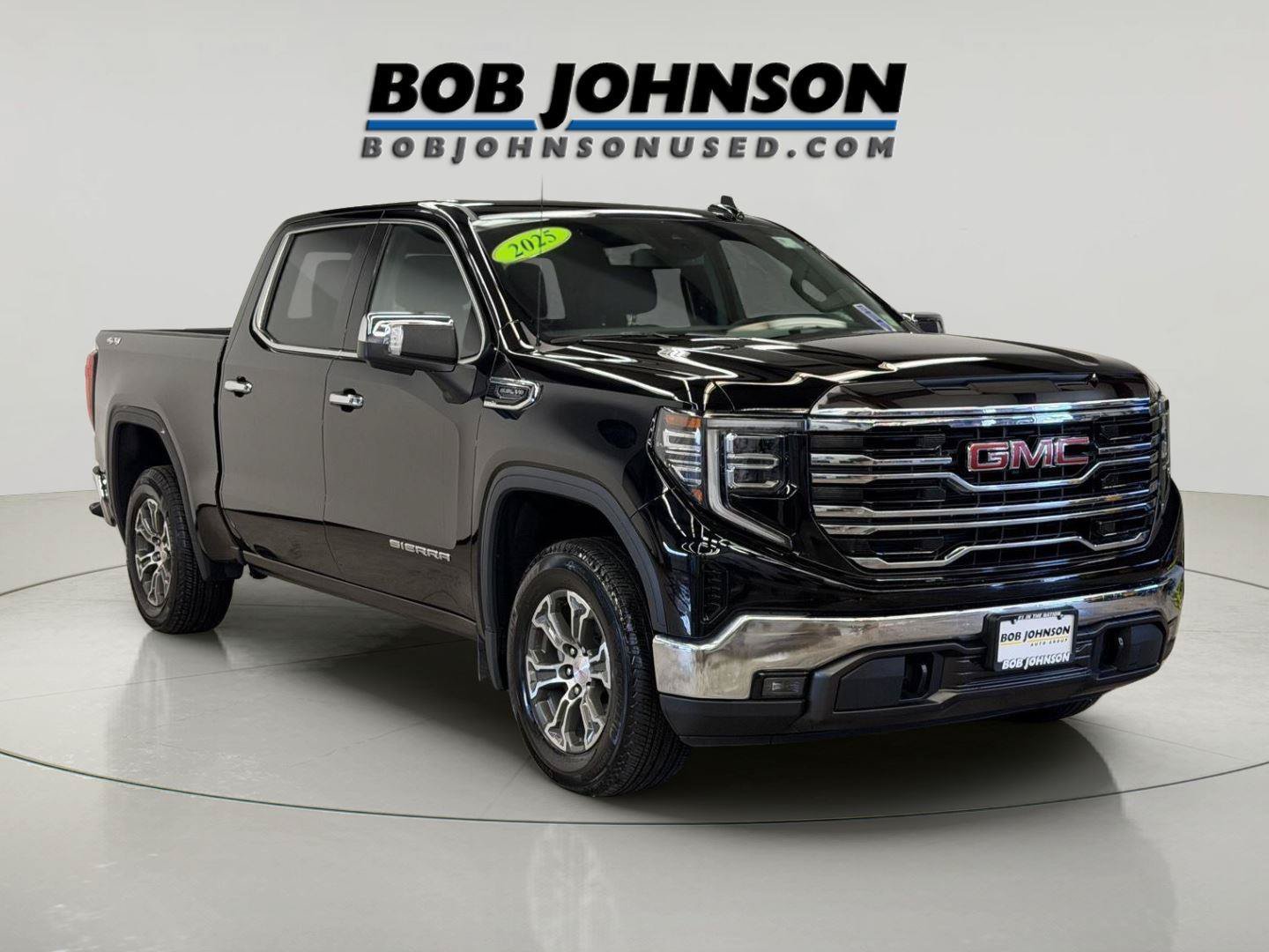 Certified 2025 GMC Sierra 1500 SLT AWD/4WD image 2