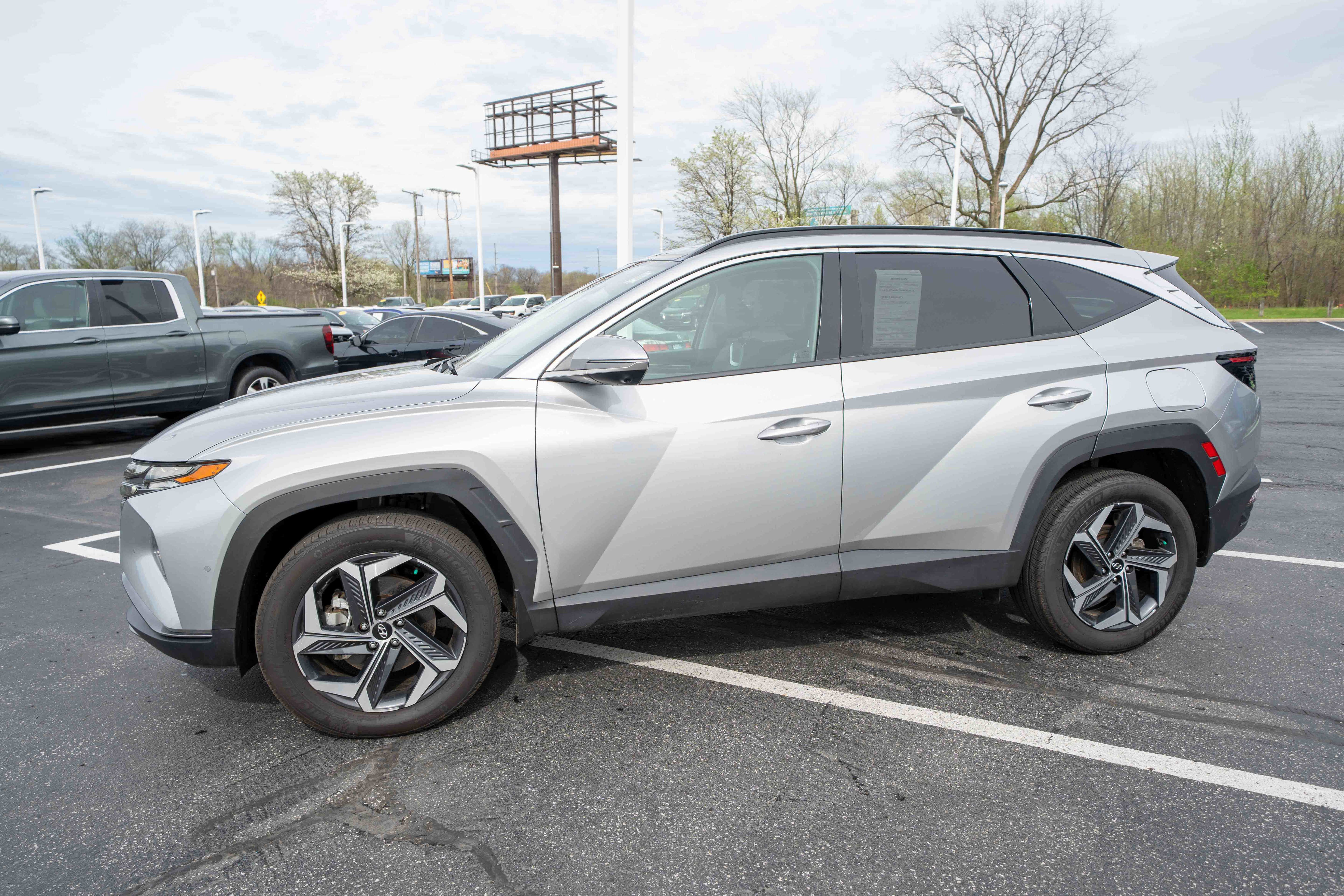 Used 2024 Hyundai Tucson Limited AWD/4WD image 3