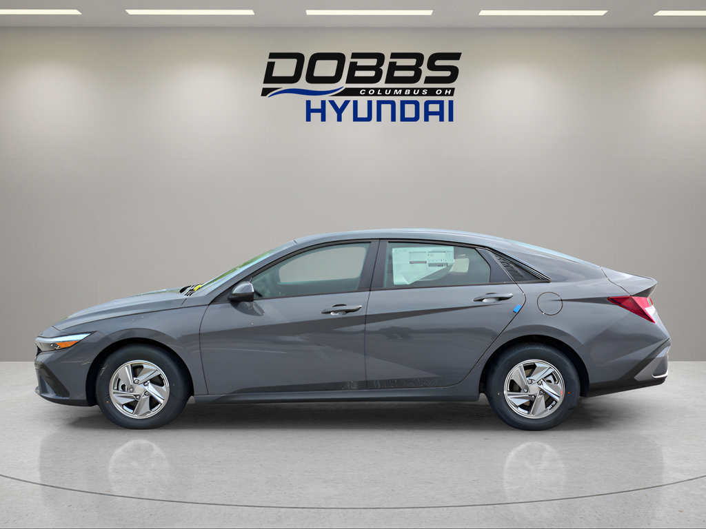 New 2026 Hyundai Elantra SE w/ Cargo Package FWD image 2