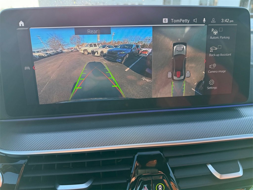 Certified 2023 BMW M5 Base w/ Executive Package image 22