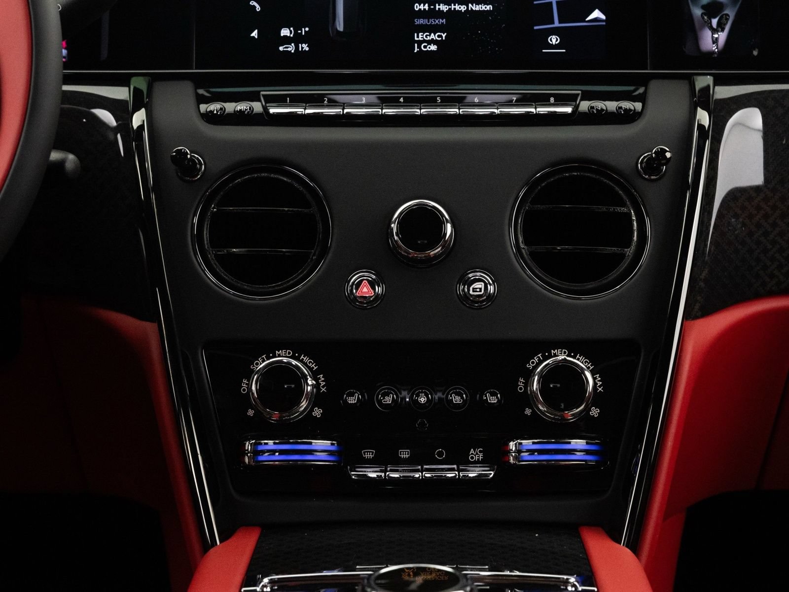 New 2027 Rolls-Royce Cullinan Black Badge AWD/4WD image 13