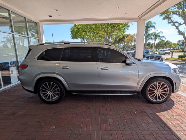 Used 2023 Mercedes-Benz GLS 580 4MATIC image 8