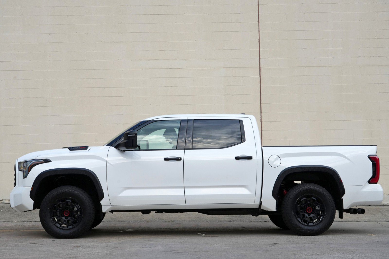 Used 2023 Toyota Tundra TRD Pro w/ TRD Pro Tow Package AWD/4WD image 9