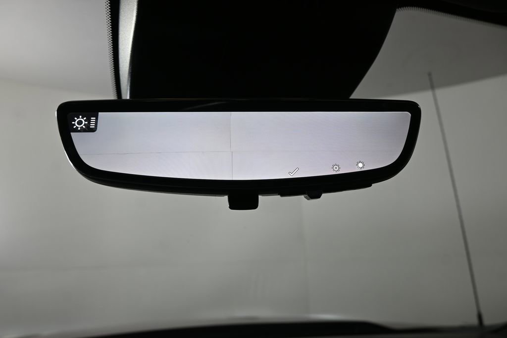 Used 2023 Chevrolet Silverado 1500 High Country w/ Technology Package image 34