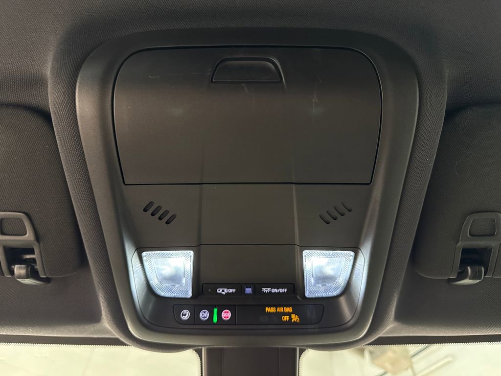 Used 2023 Chevrolet Equinox RS AWD/4WD image 19