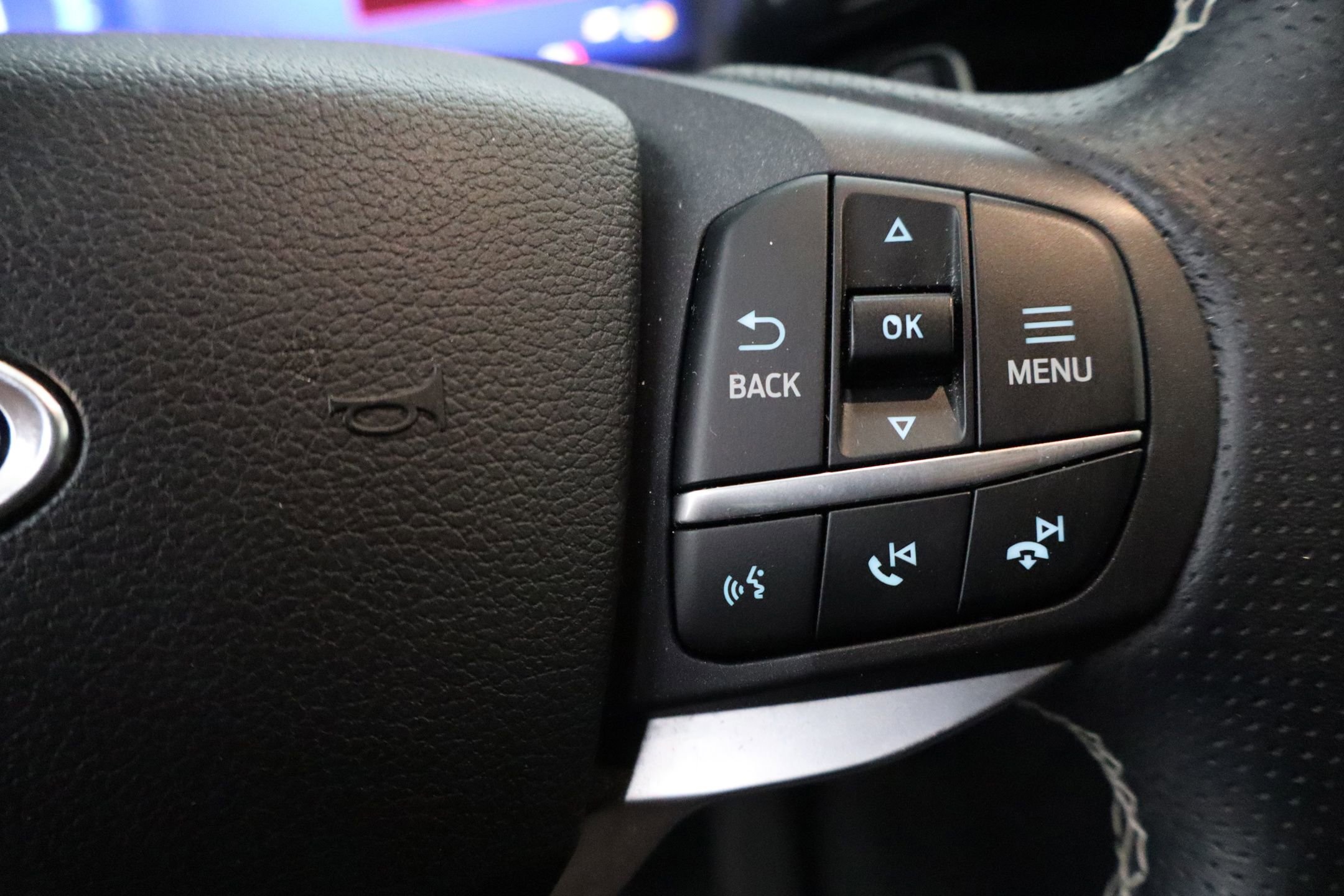 Certified 2020 Ford Explorer ST w/ Premium Technology Package image 17