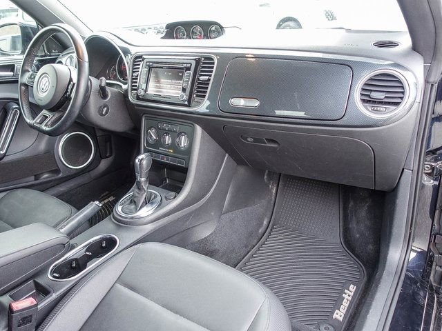 Used 2013 Volkswagen Beetle 2.0T image 24