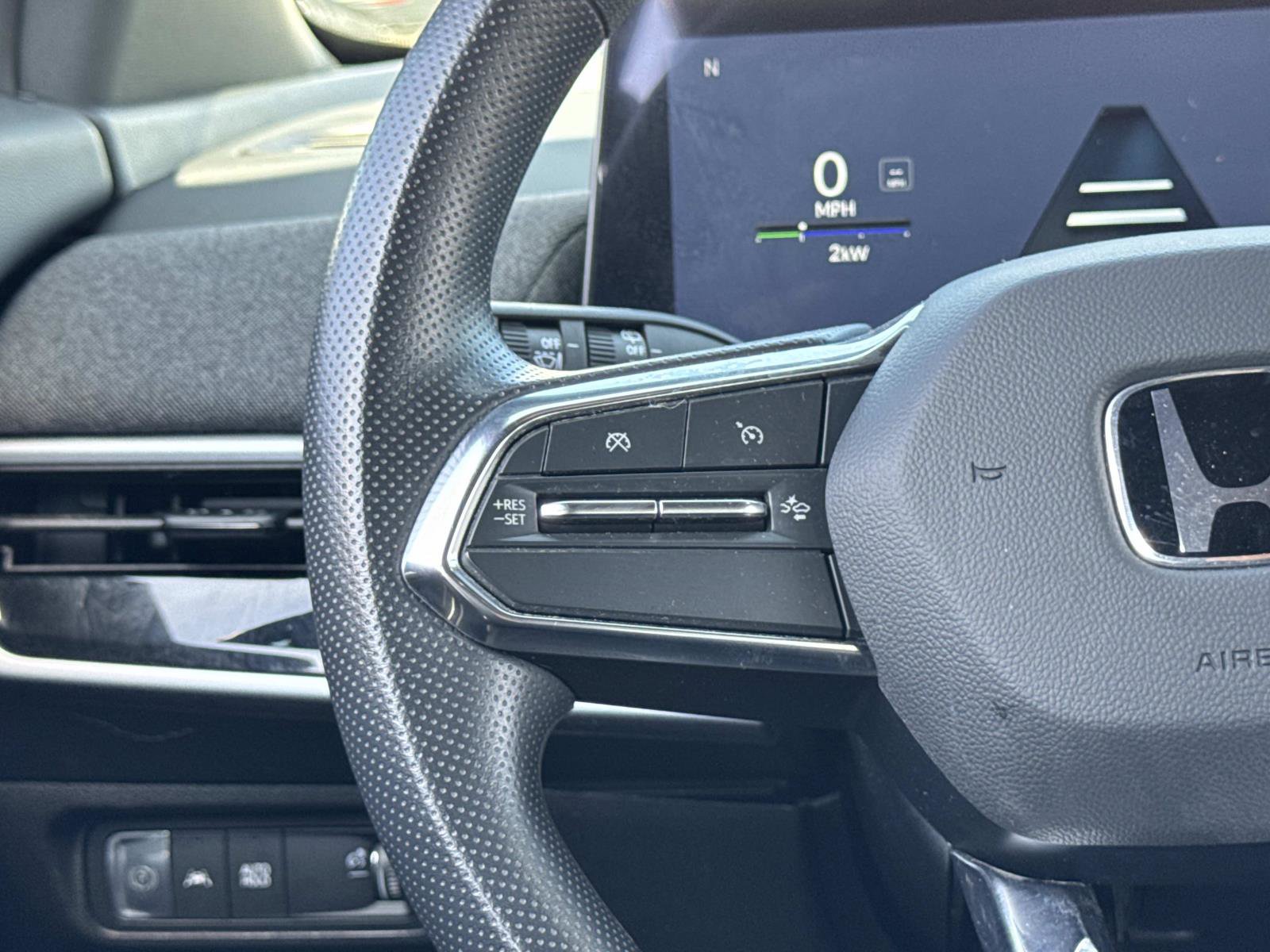 Used 2024 Honda Prologue EX image 11