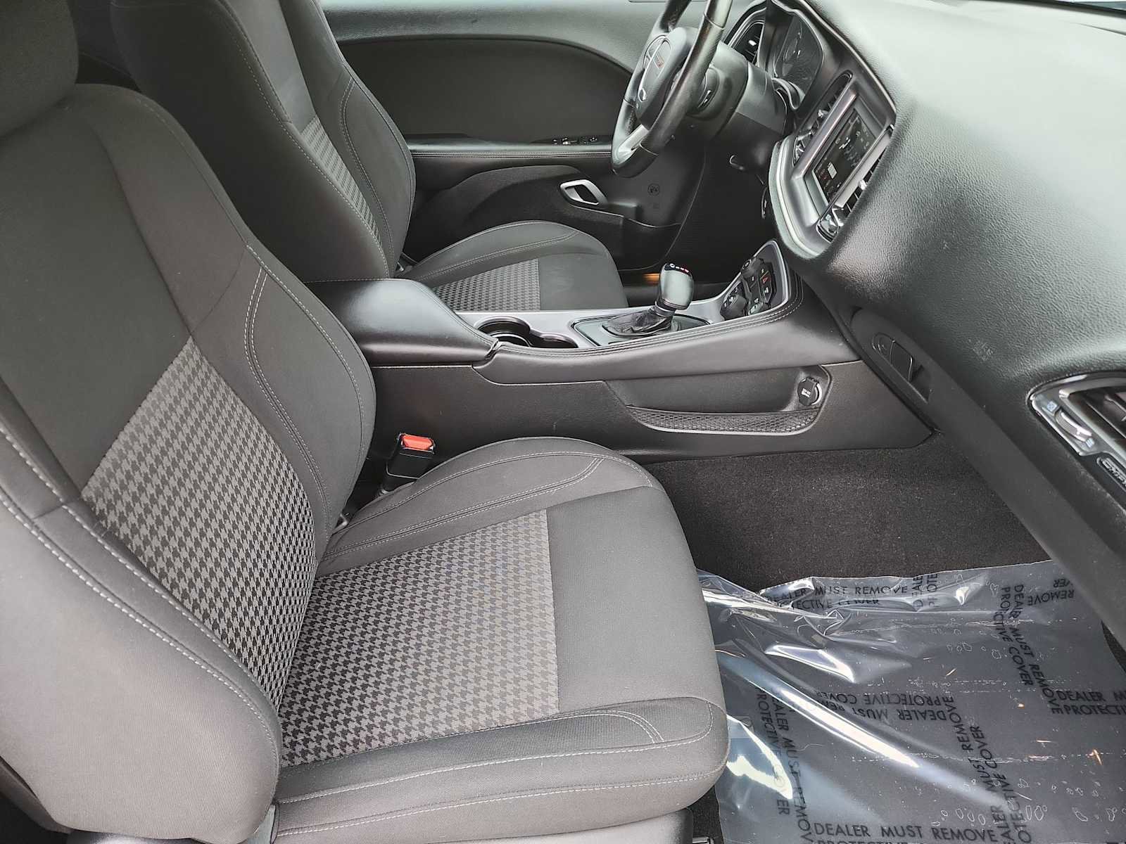 Used 2019 Dodge Challenger SXT w/ Blacktop Package image 18