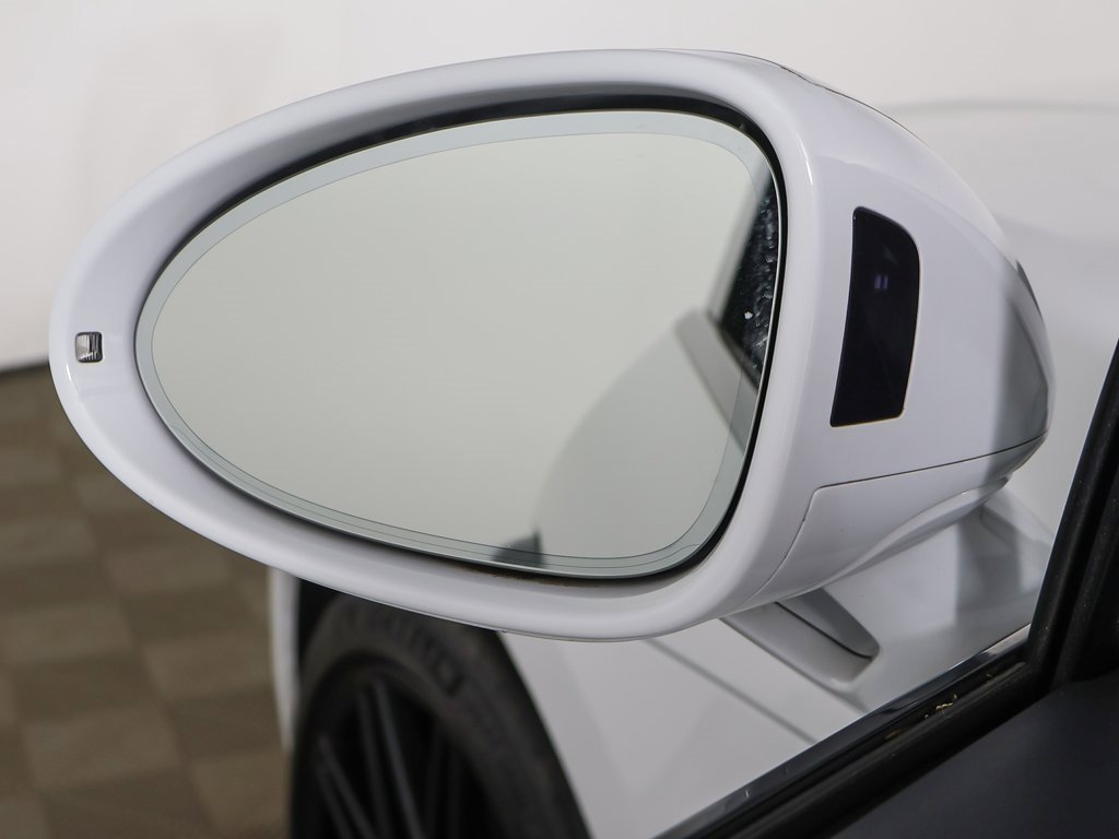 Used 2024 Porsche Macan GTS image 33