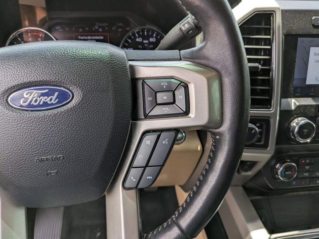 Used 2021 Ford F250 Lariat w/ Lariat Ultimate Package AWD/4WD image 33