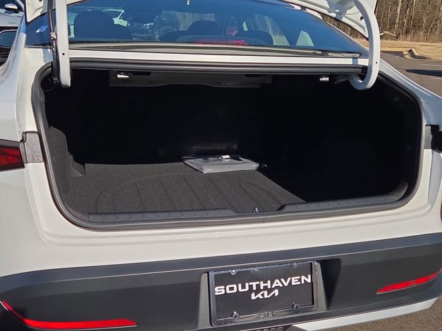 New 2026 Kia K4 LXS image 4