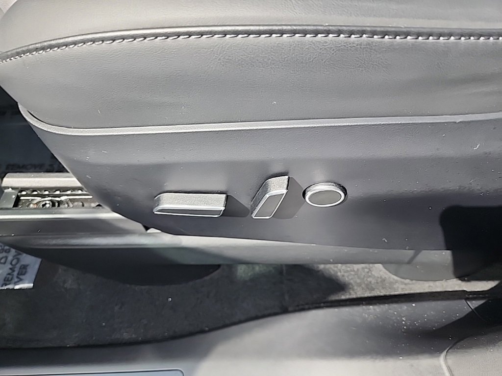 Used 2024 Tesla Model X image 27