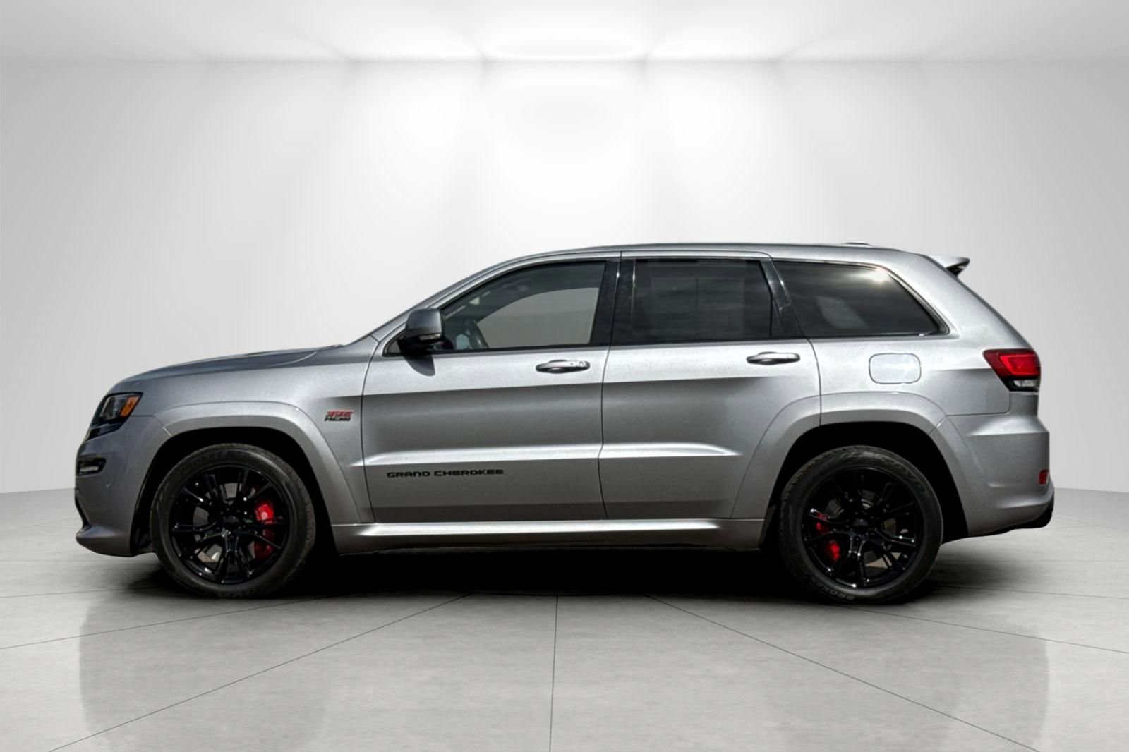Used 2015 Jeep Grand Cherokee SRT w/ Trailer Tow Group IV AWD/4WD image 6
