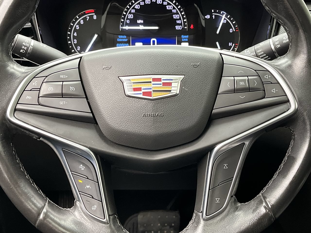 Certified 2018 Cadillac XT5 Premium Luxury AWD/4WD image 16