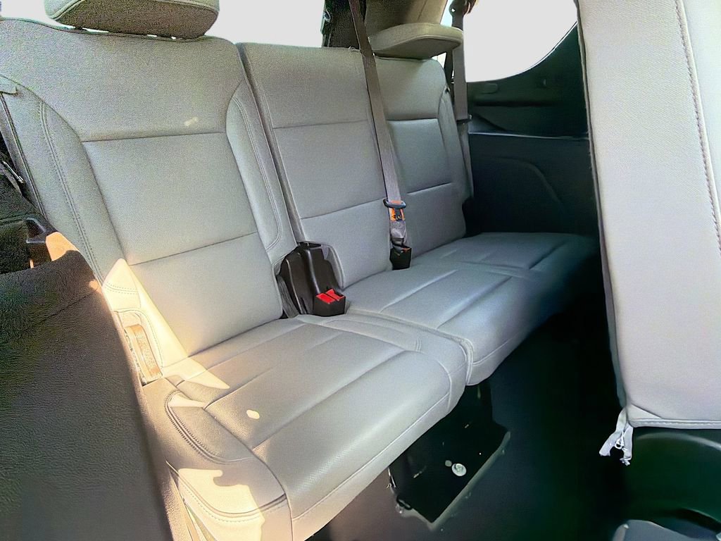 Used 2024 GMC Yukon SLT image 21
