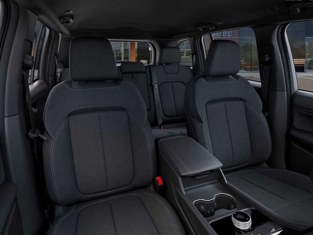 New 2026 Jeep Grand Cherokee Laredo X AWD/4WD image 17