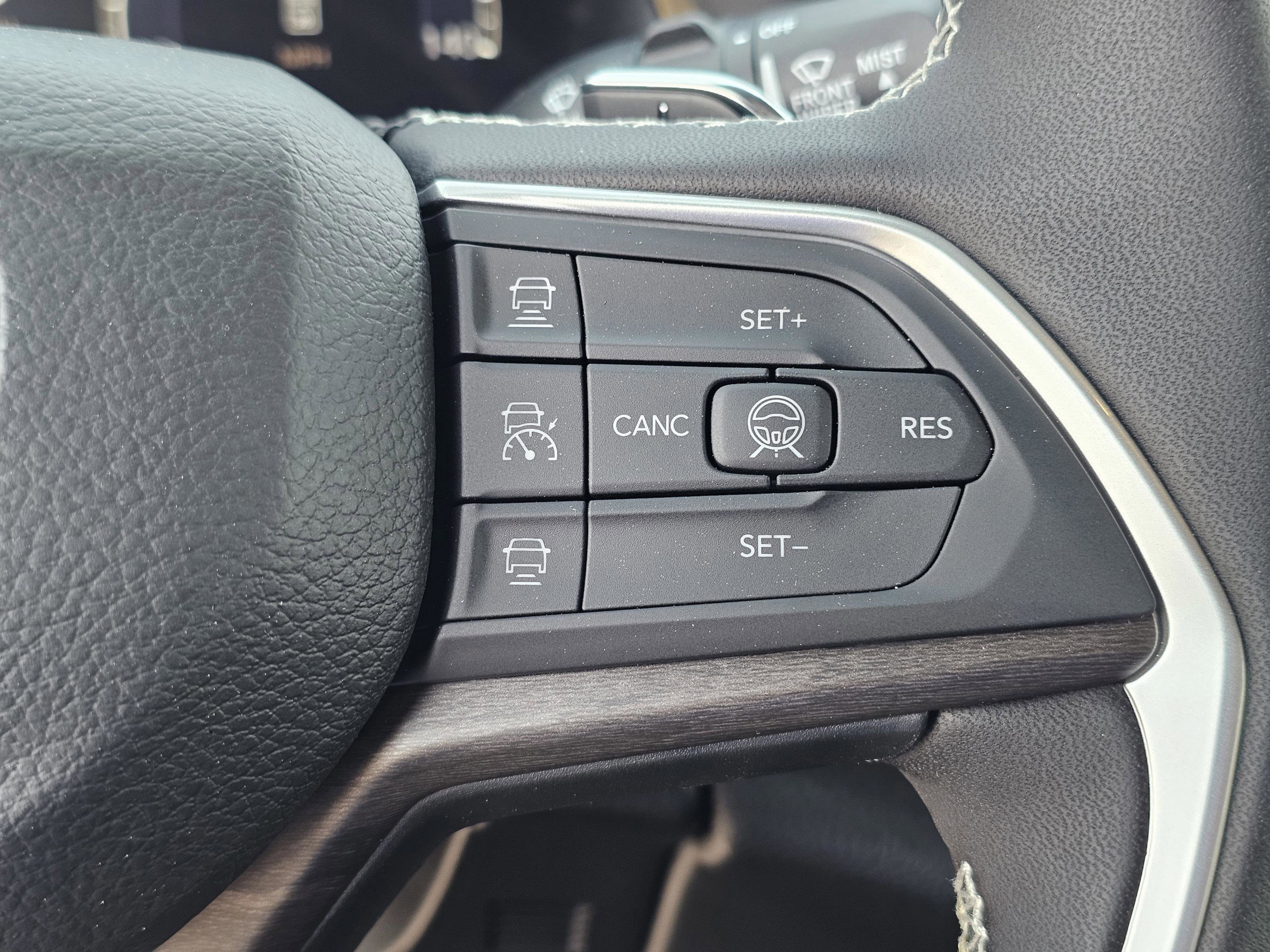 New 2026 Jeep Grand Cherokee Limited w/ Limited Altitude Package image 22