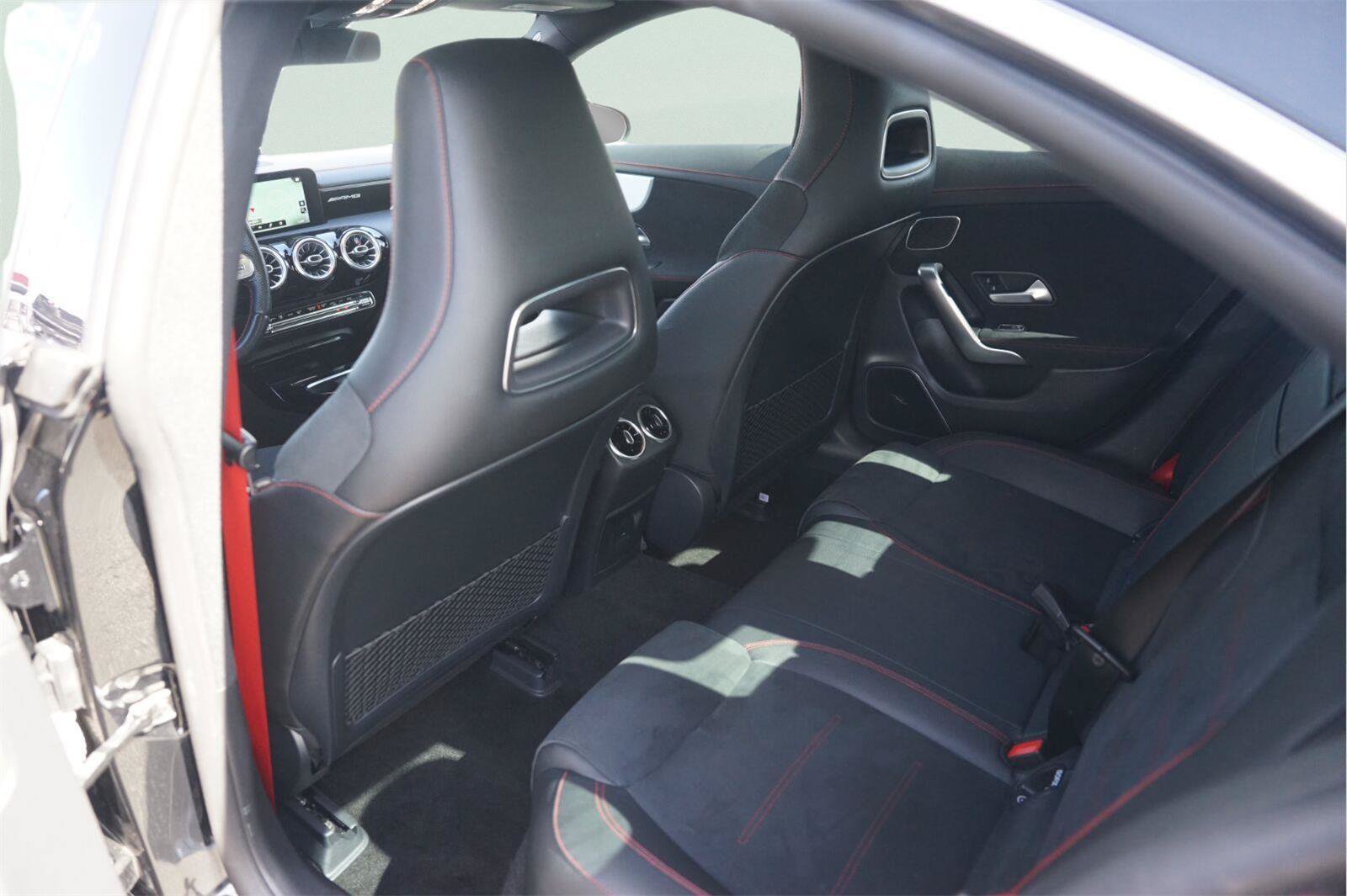 Used 2021 Mercedes-Benz CLA 35 AMG 4MATIC image 12