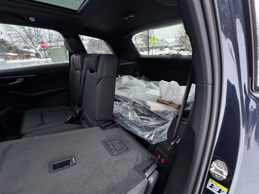New 2026 Audi Q7 2.0T Premium image 33
