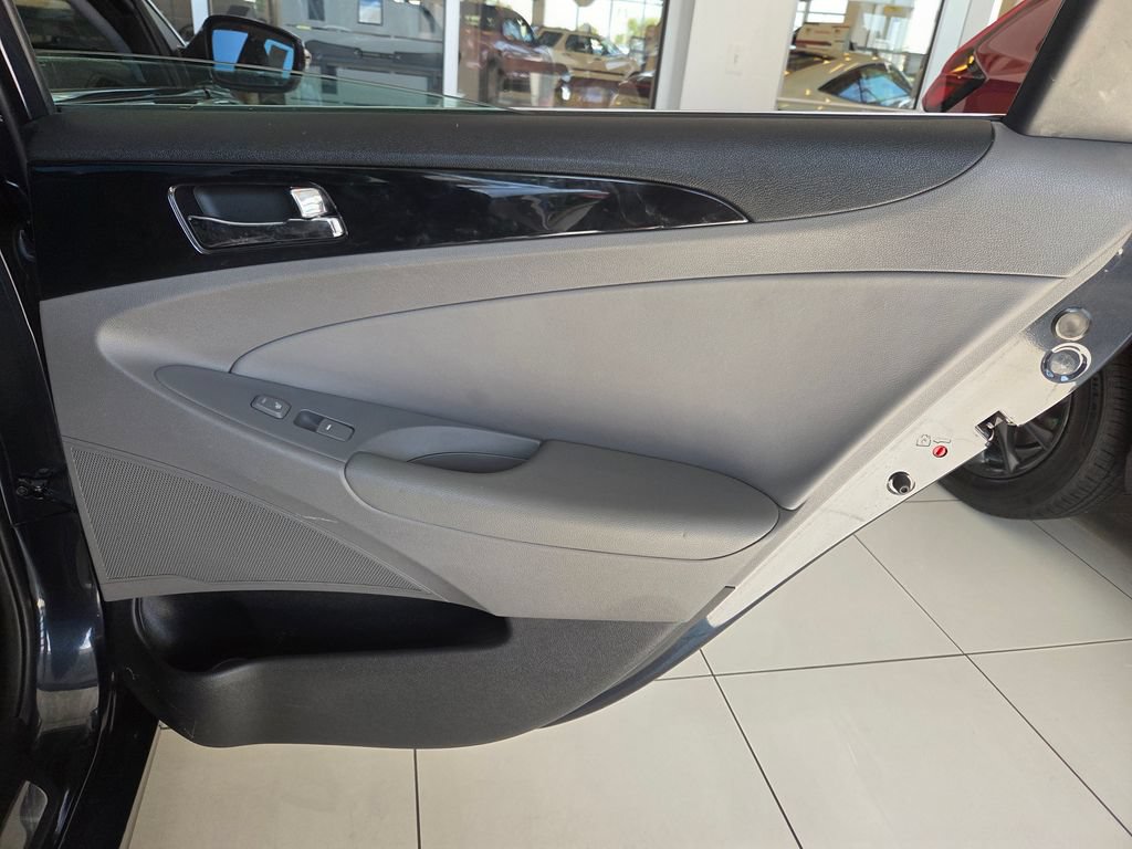 Used 2011 Hyundai Sonata Limited FWD image 23