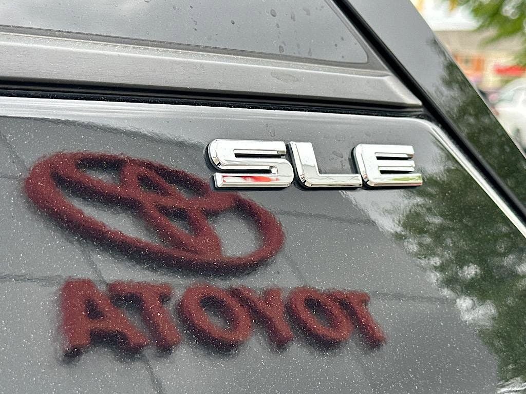 Used 2020 GMC Terrain SLE FWD image 11