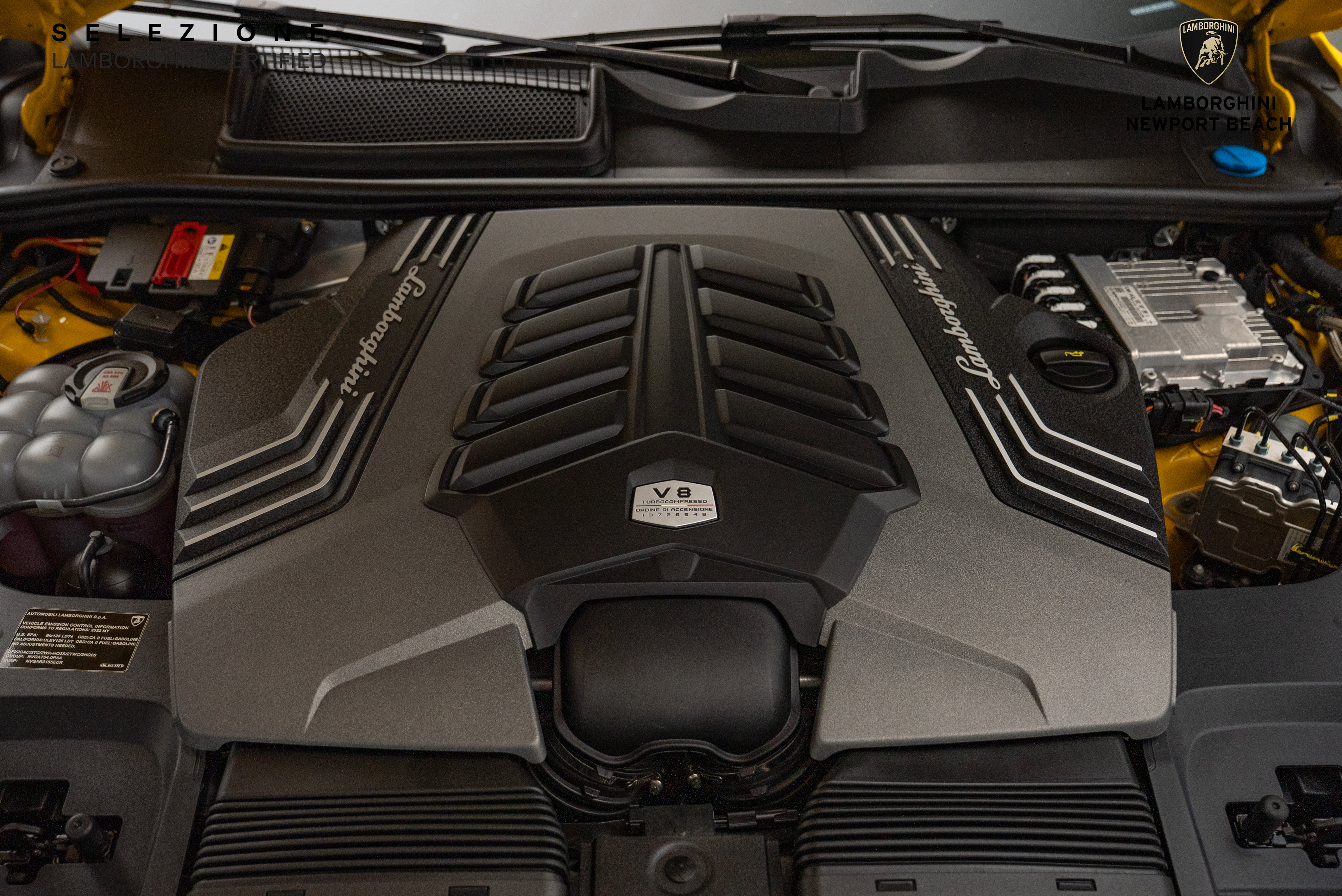 Used 2022 Lamborghini Urus image 10