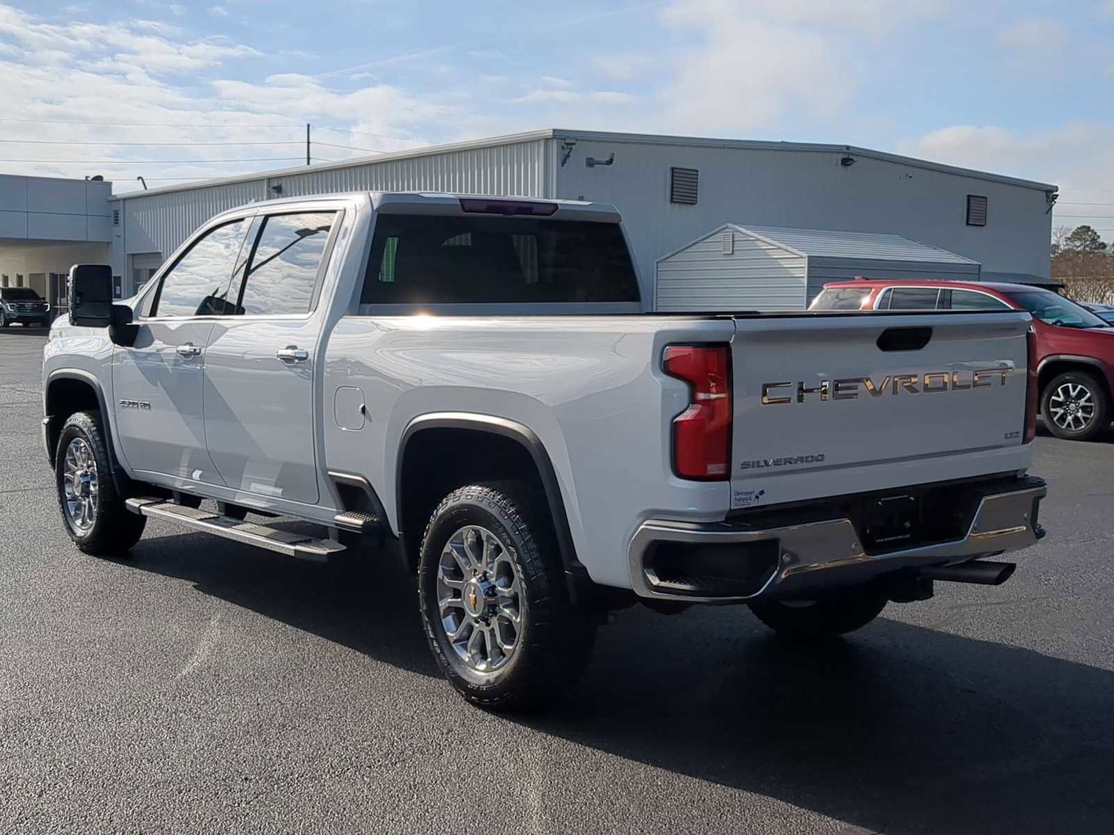 Used 2024 Chevrolet Silverado 2500 LTZ w/ LTZ Plus Package image 6