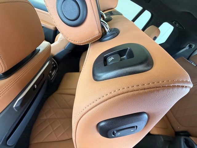 Certified 2023 BMW X7 xDrive40i w/ M Sport Package AWD/4WD image 29