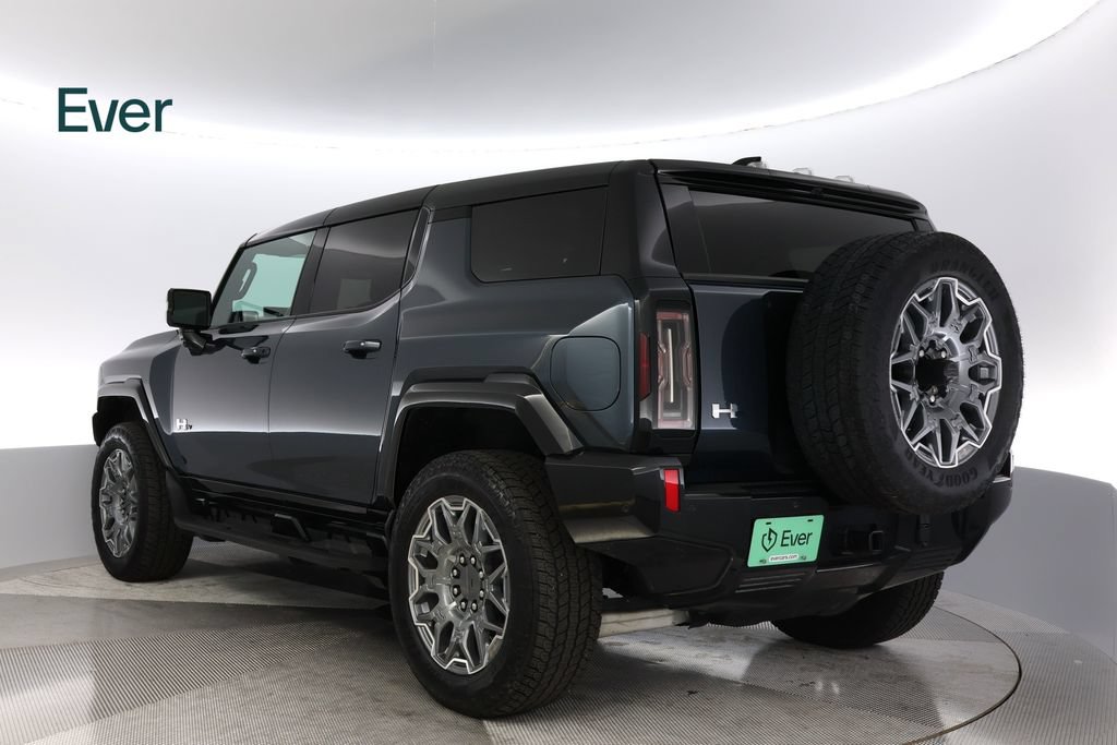 Used 2025 GMC Hummer EV 2X w/ LPO, Cargo Utility Package AWD/4WD image 17