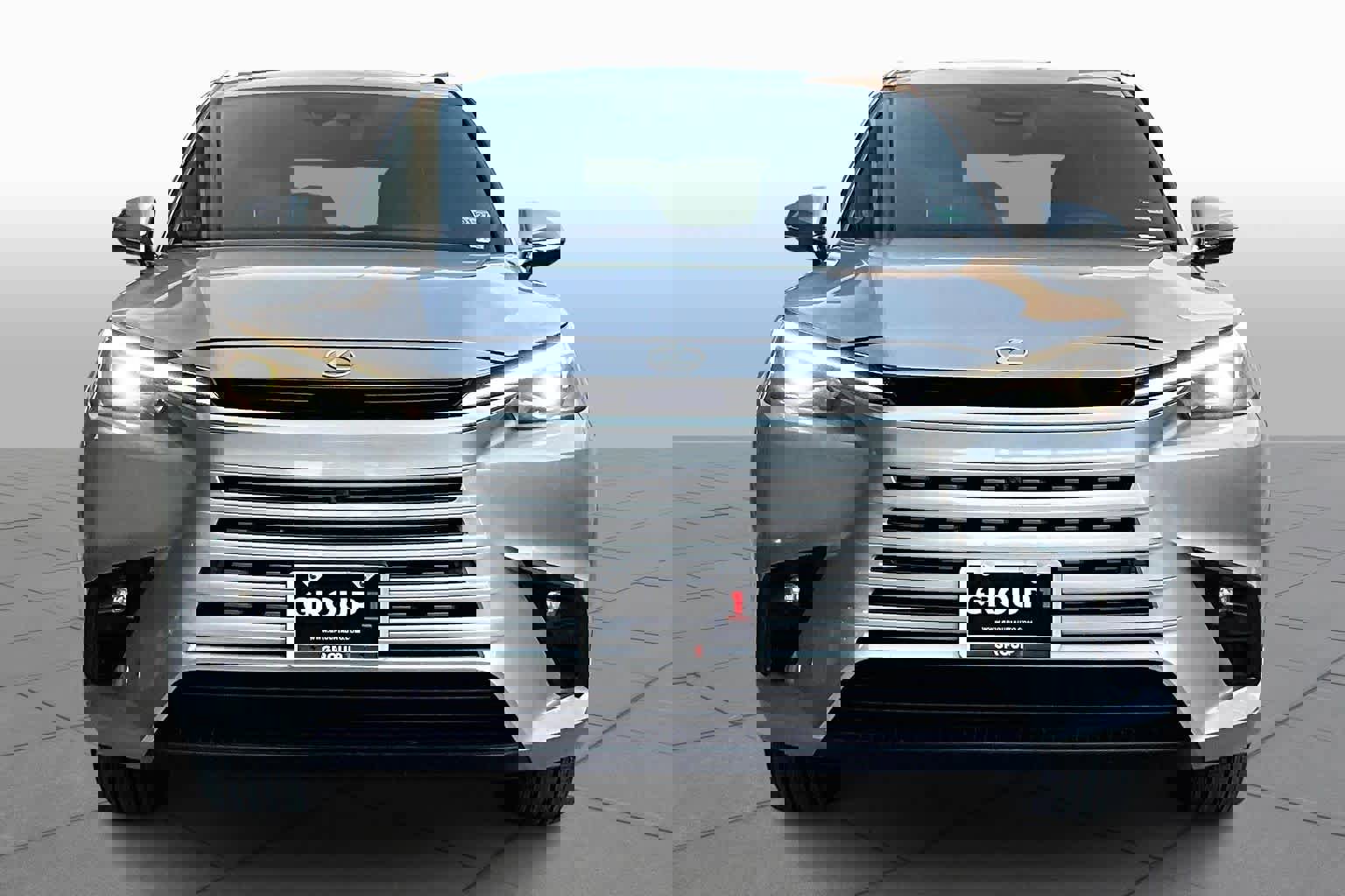 Used 2025 Lexus TX 350 FWD image 3