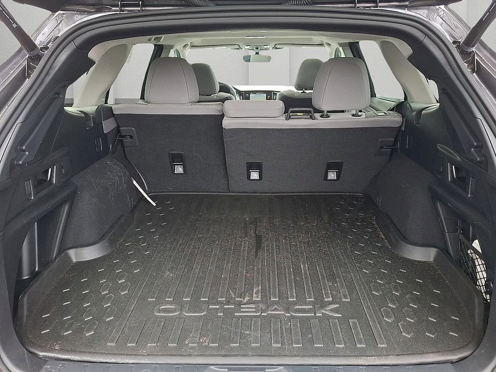 Certified 2025 Subaru Outback Premium w/ Popular Package #1A image 30
