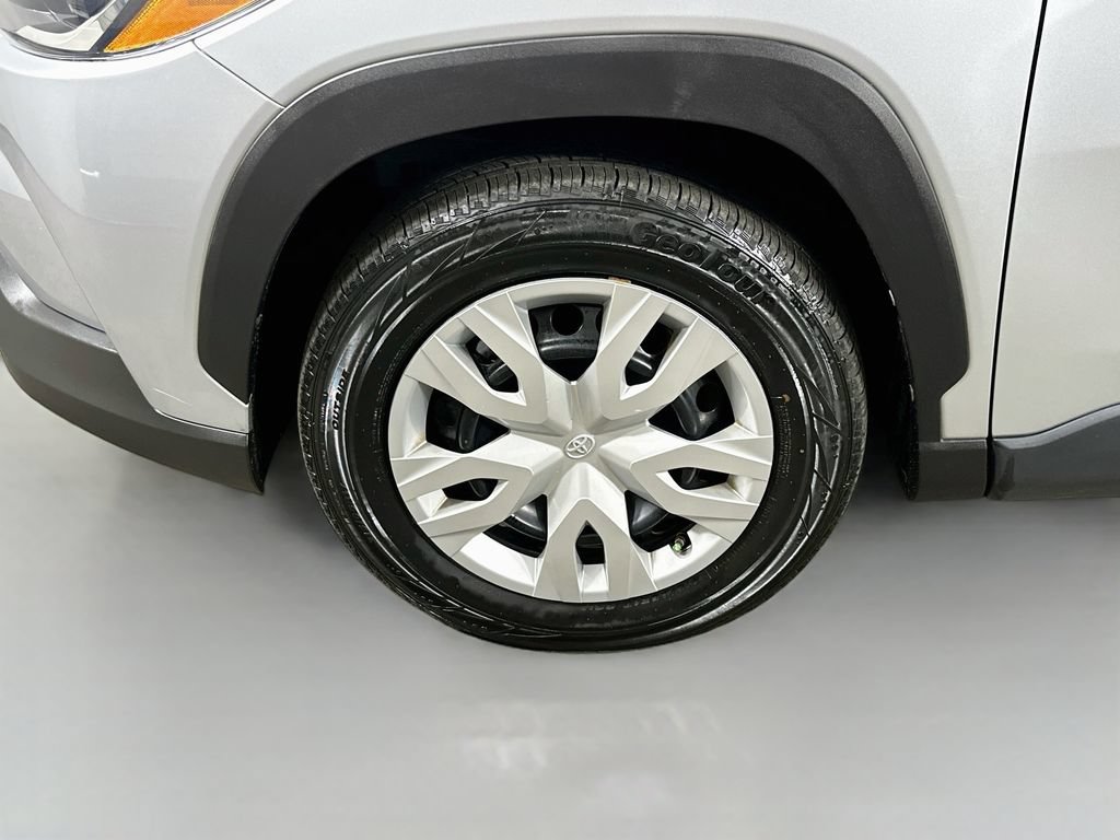 Used 2022 Toyota Corolla Cross L FWD image 8