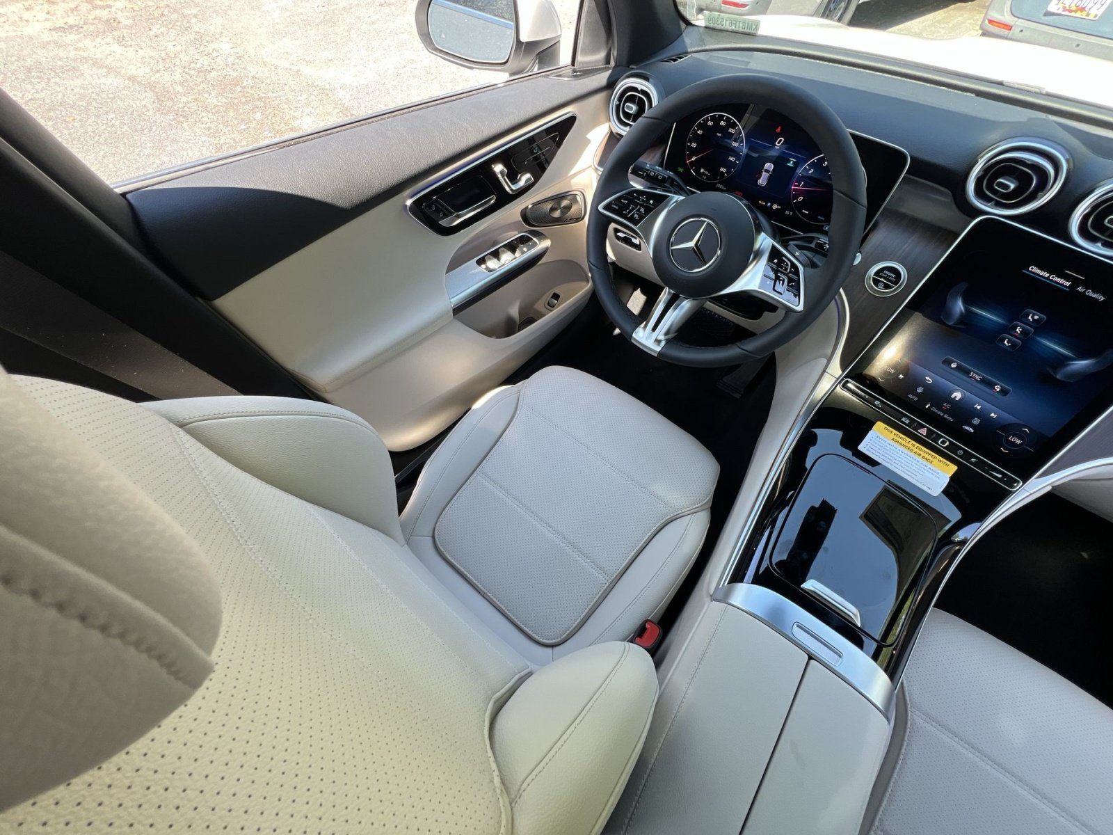 New 2026 Mercedes-Benz GLC 300 4MATIC image 16