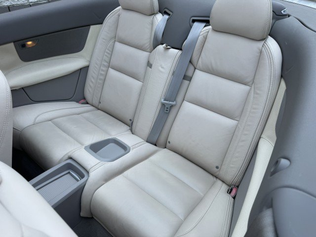 Used 2012 Volvo C70 T5 w/ Climate Pkg FWD image 8