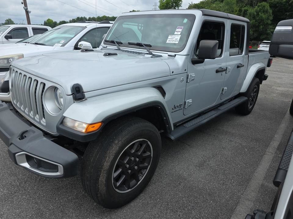 Used 2023 Jeep Gladiator Overland w/ Trailer Tow Package AWD/4WD image 6