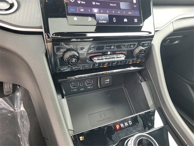 New 2025 Jeep Grand Cherokee Altitude image 25