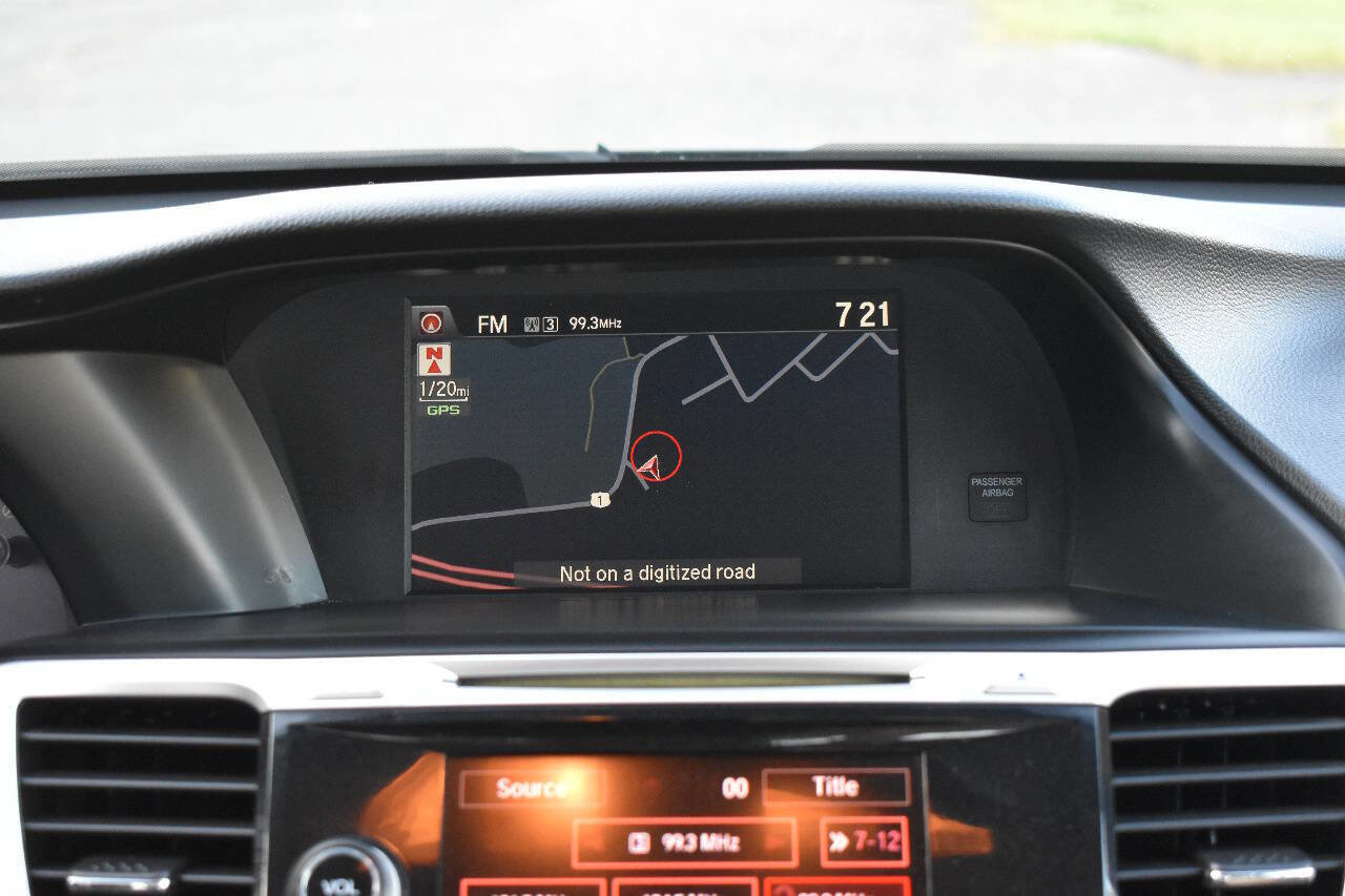 Used 2015 Honda Accord EX-L image 18