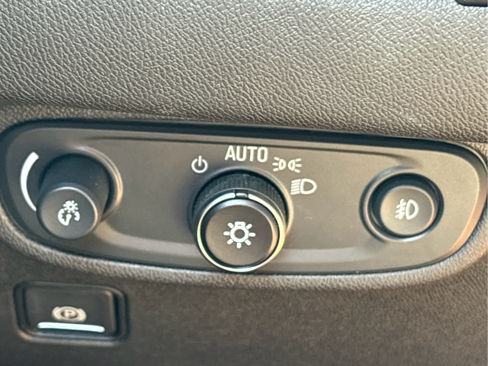 Certified 2024 GMC Terrain AT4 AWD/4WD image 21