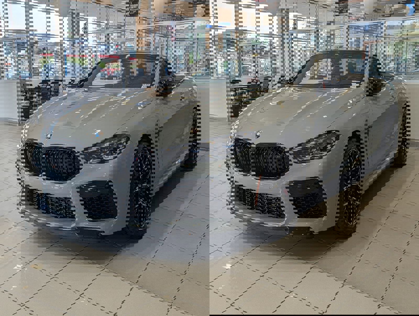 Used 2025 BMW M8 Competition AWD/4WD image 2