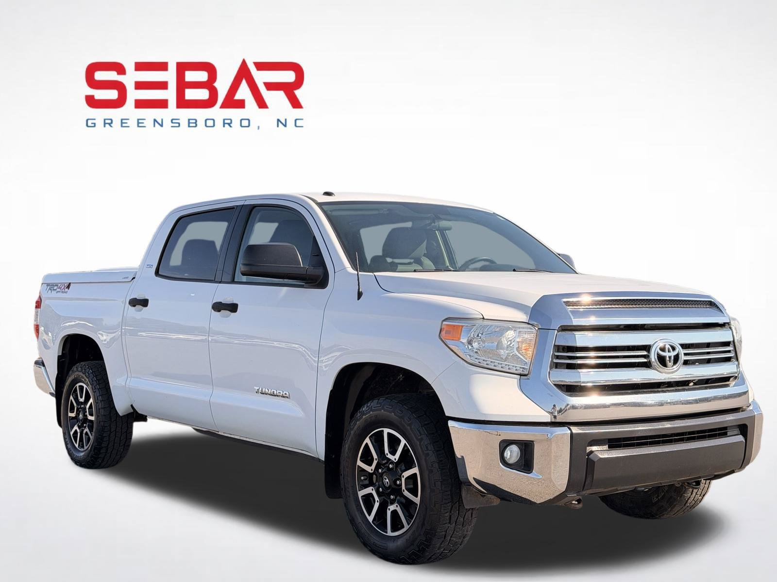 Used 2017 Toyota Tundra SR5 w/ TRD Off Road Package AWD/4WD image 6