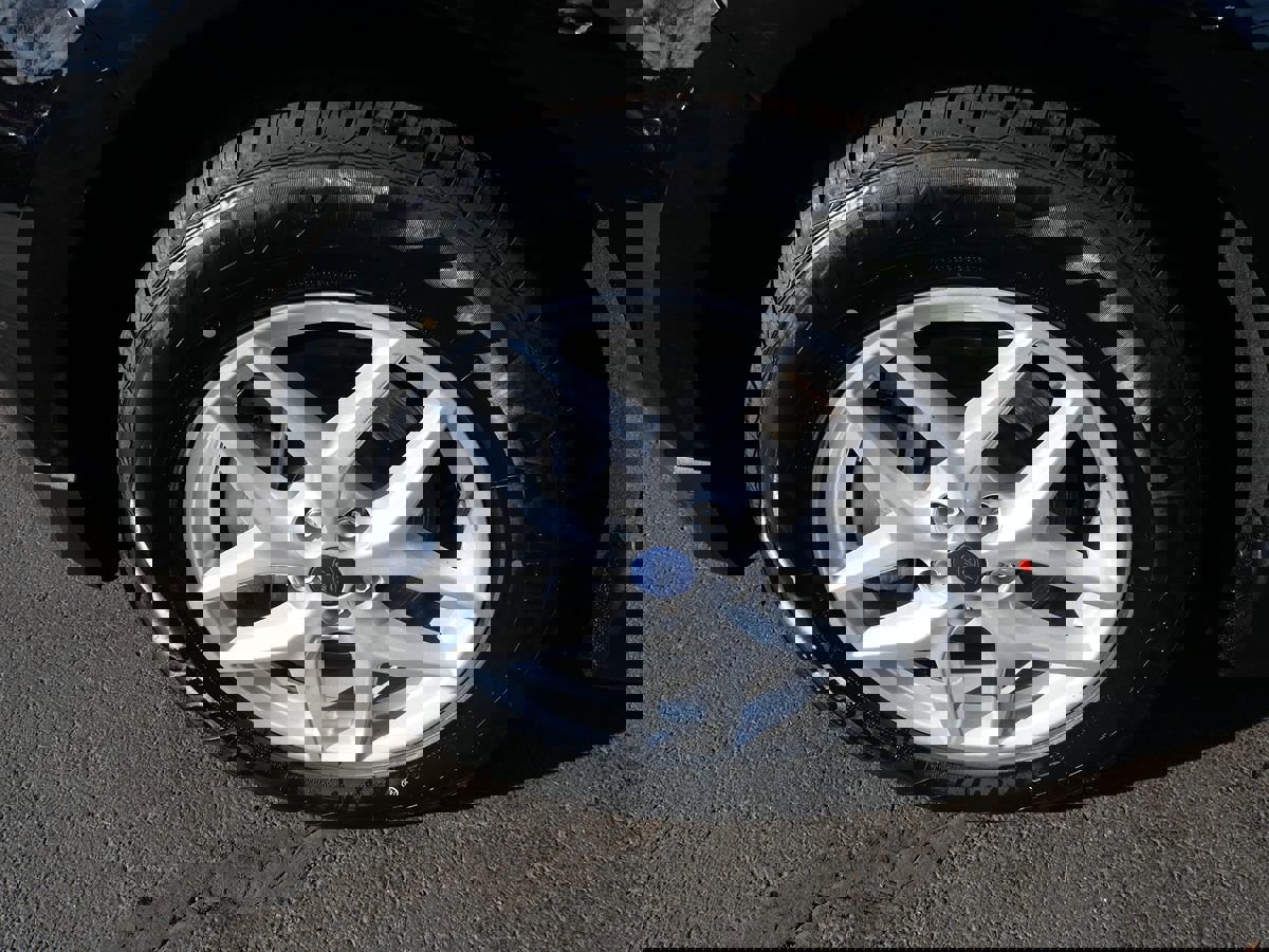 Used 2021 Ford Edge SEL w/ Cargo Accessory Package image 32