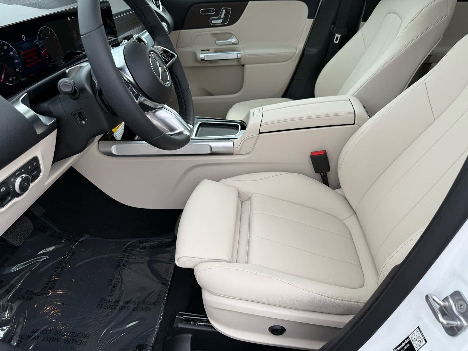 New 2026 Mercedes-Benz GLB 250 4MATIC image 10