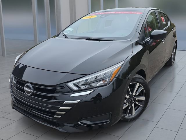 Certified 2025 Nissan Versa SV w/ Trunk Package FWD image 1