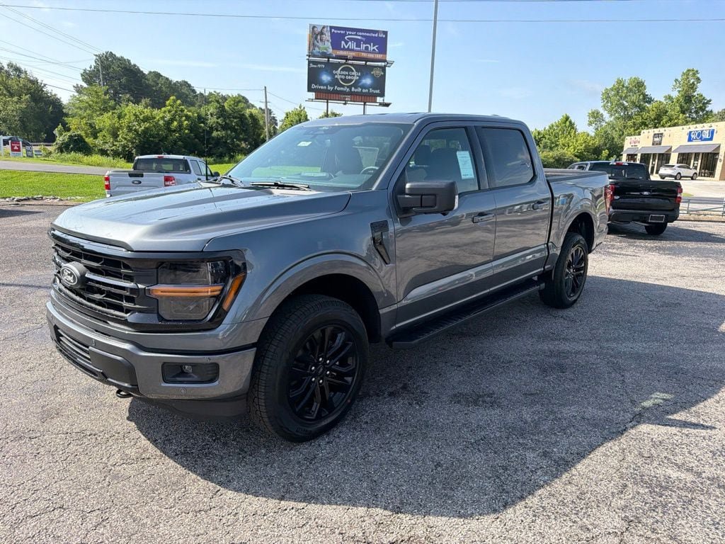 New 2026 Ford F150 XLT w/ Equipment Group 302A MID AWD/4WD image 7