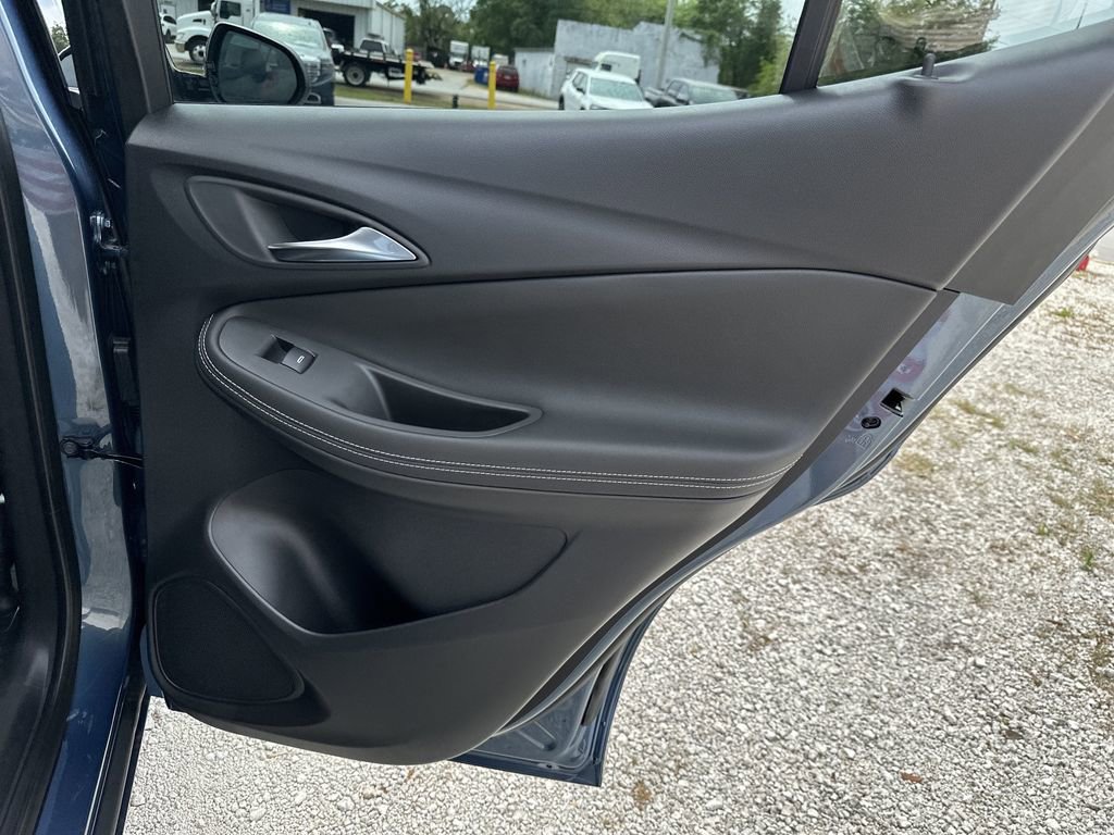 New 2026 Buick Encore GX Avenir image 32