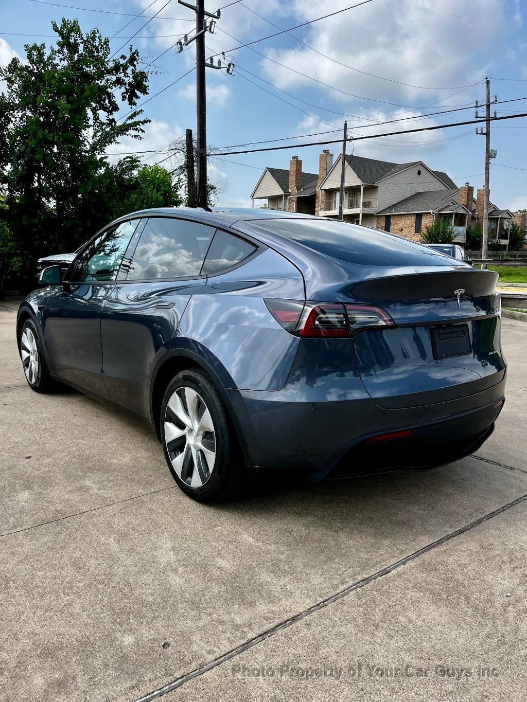 Used 2023 Tesla Model Y AWD image 10