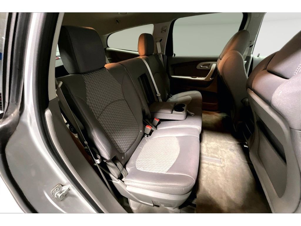 Used 2012 Chevrolet Traverse LS image 26